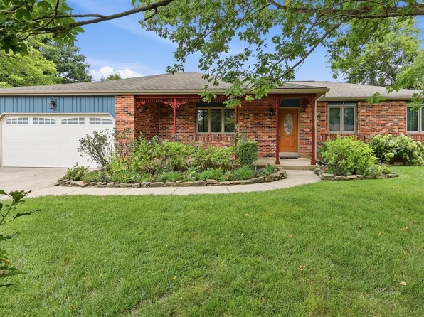 7020 Fayette Dr, West Jefferson, OH 43162