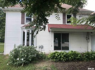 120 N Washington St, Tennessee, IL 62374