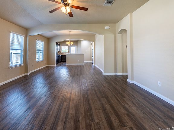 5th image of 1025 LAUREN ST