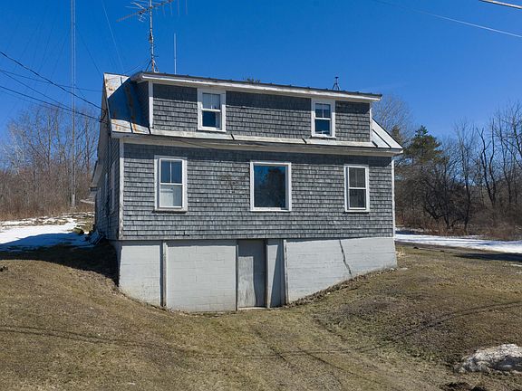 2nd image of 65 Patterson Hill Road