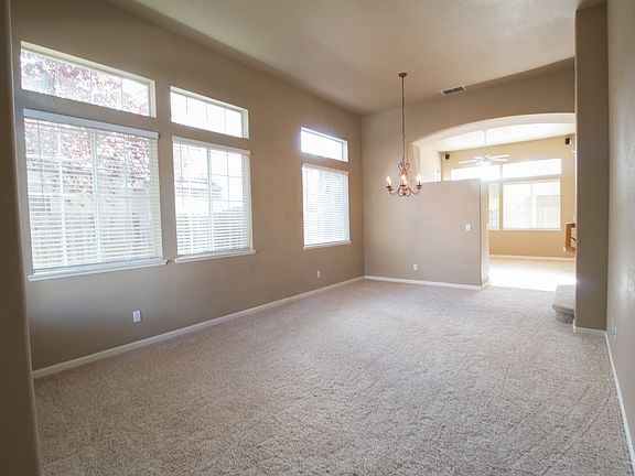 2nd image of 109 Robinson Ct