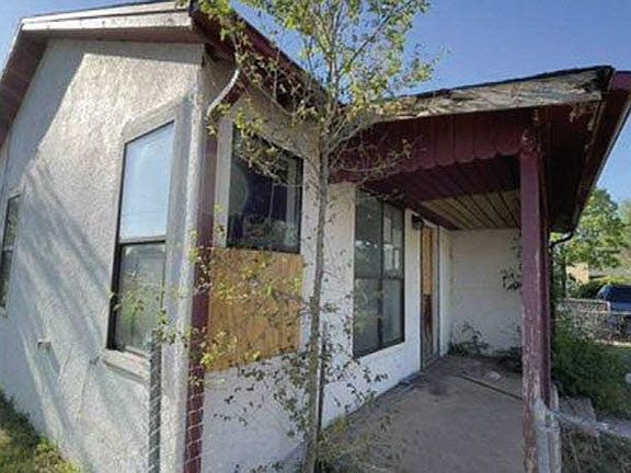 2nd image of 1425 S Avenue C