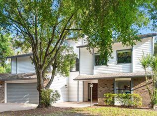 1232 Rainbrook Cir, Valrico, FL 33596