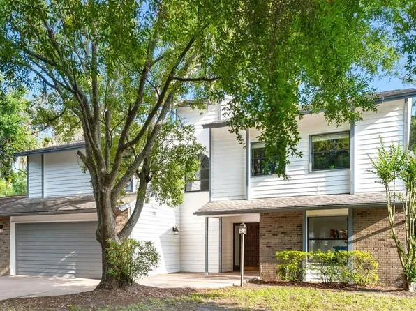 1232 Rainbrook Cir, Valrico, FL 33596