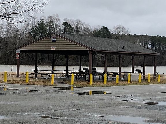 4th image of 37U Hawthorne Dr