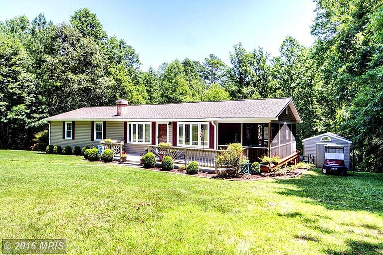 1st image of 256 Hemlock Ln