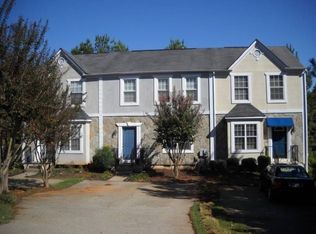 172 Willow Stream Ct, Roswell, GA 30076