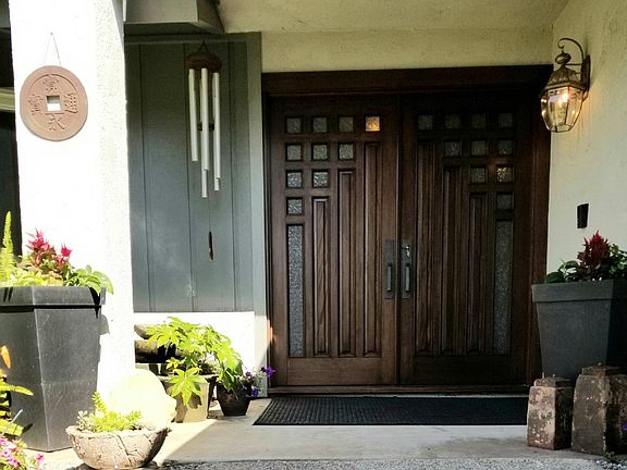 2nd image of 1080 Tisha Ct