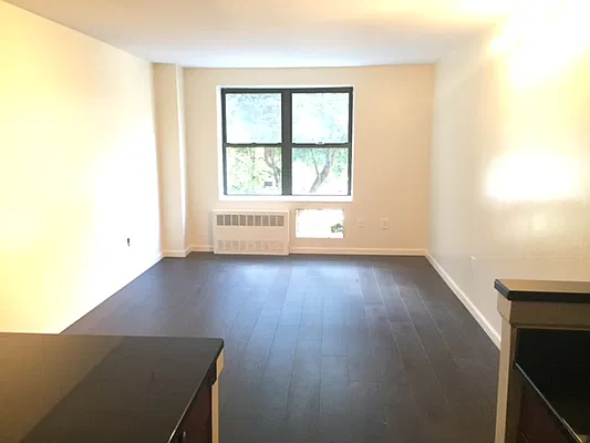 Rented by Lang Realty LLC | media 27