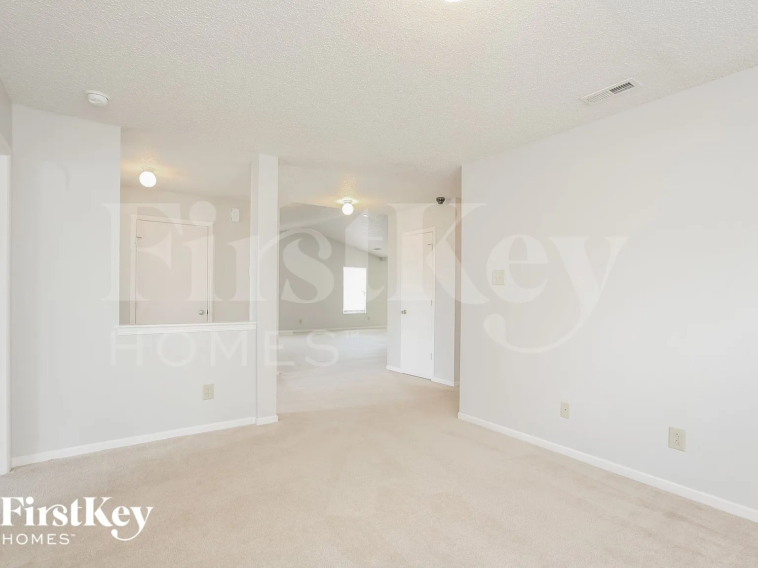 3 bed, 2.0 bath, 1822 sqft, $2,065 — Photo 4