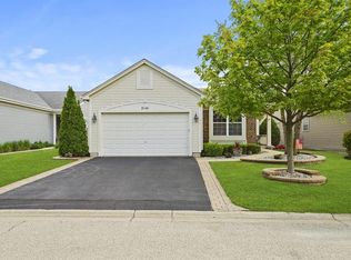 21141 Sterling Lake Ct, Crest Hill, IL 60403