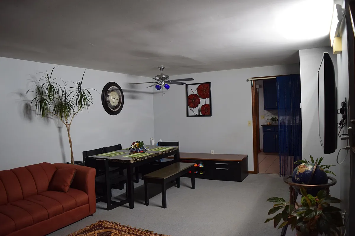 Building Photo - 8 Saint Marc Cir #P