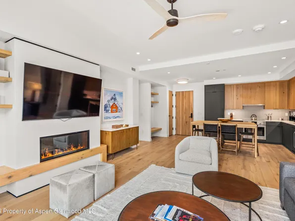 119 Wood Rd #403, Snowmass Village, CO 81615