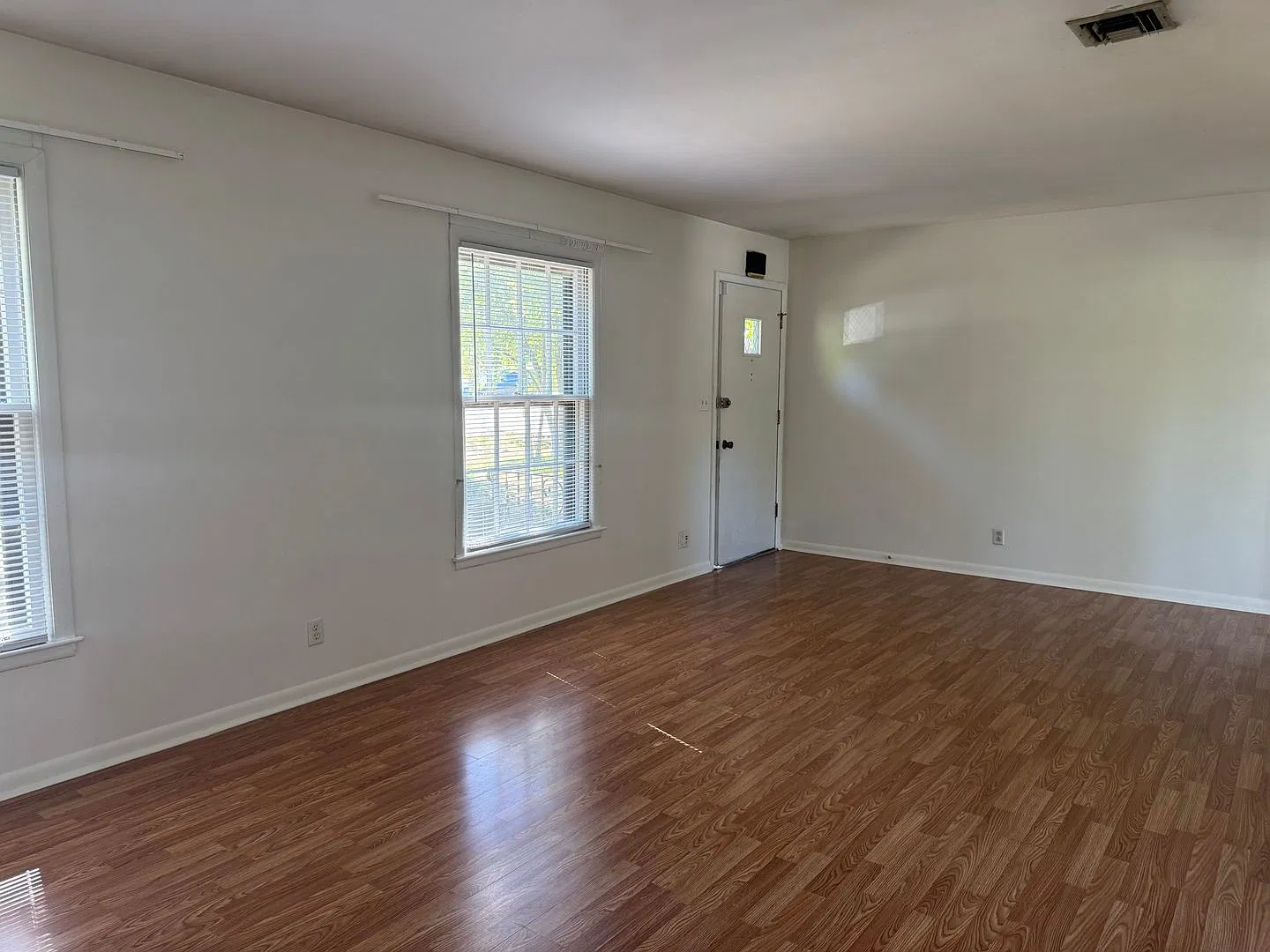 4BR Home in the Heart of Nashville — Photo 4