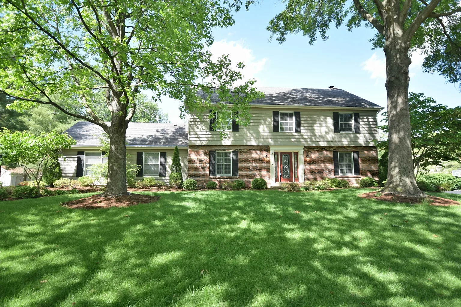 1610 Huguenot Ct photo 1