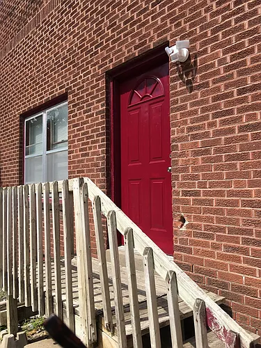 201 W Washington St Photo 1