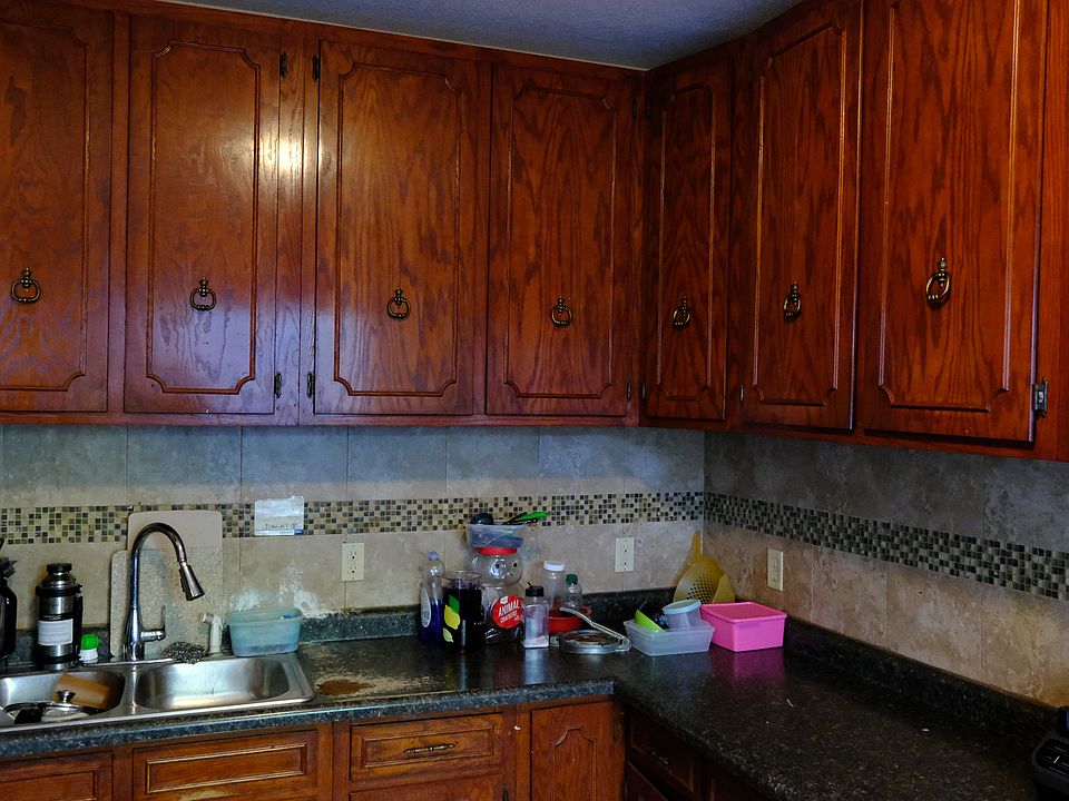 Kitchen on 1st floor with premium countertops and cabinetry