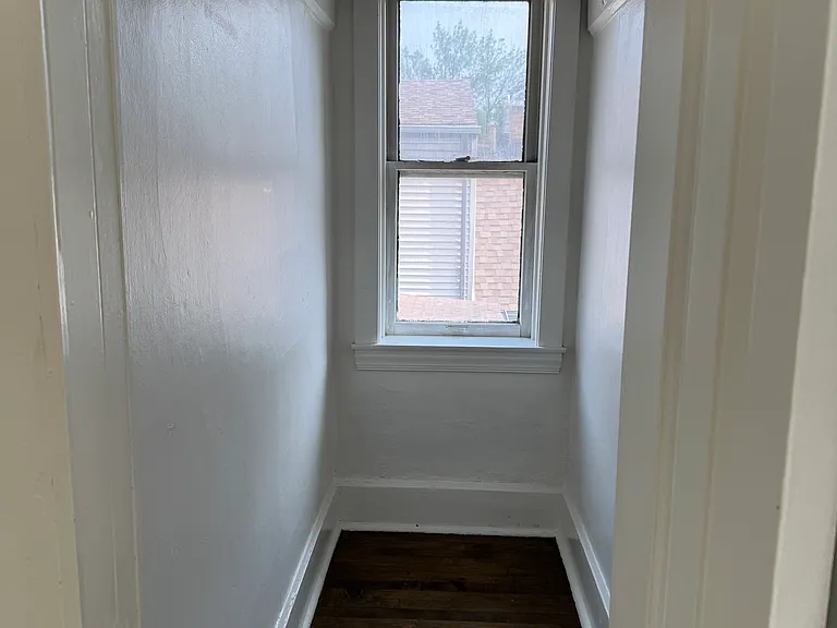 3145 S May St #1F — Photo 10