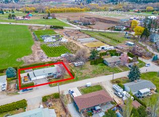 3249 Saint Amand Rd, Kelowna, BC V1W 3P2