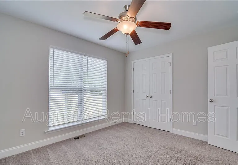 33 Ashton Pointe Dr — Photo 21