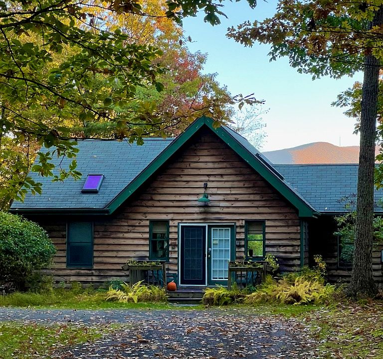 1st image of 40 Sunset Ridge Rd