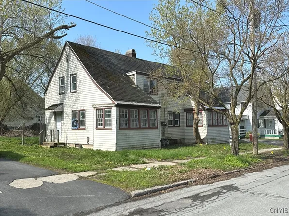 226-228 Francis St, Watertown, NY 13601