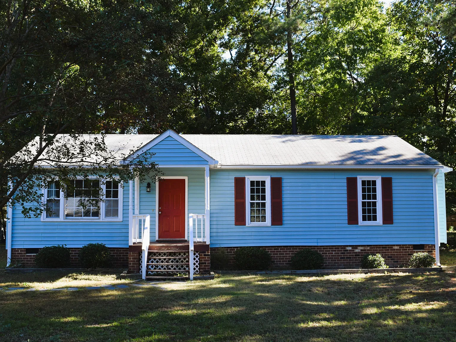 3 bed, 1.5 bath, 1200 sqft, $1,975 — Photo 1