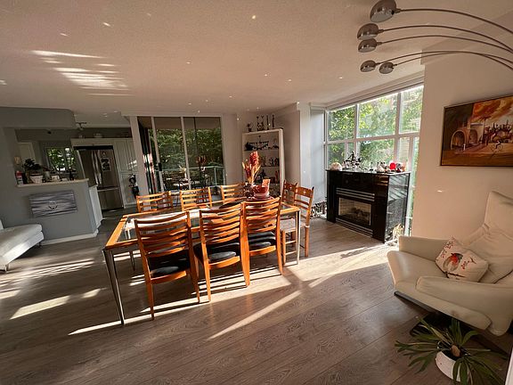 5th image of 3055 Cambie St #302A