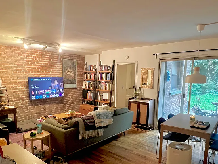 328 W 77th St #2 — Photo 7