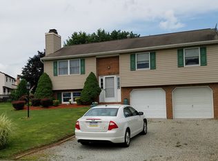 19 Regola Dr, Irwin, PA