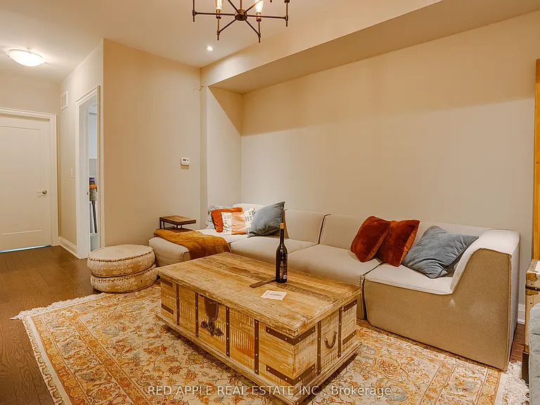 15 Dunton Ln — Photo 18