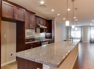 1548 W Artesia Sq UNIT C, Hawthorne, CA 90248