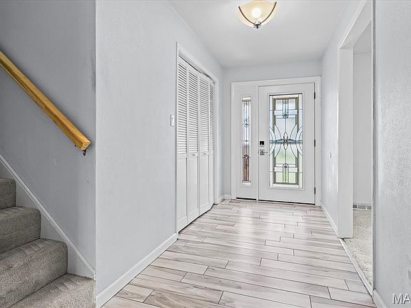 4th image of 320 Adam Ct