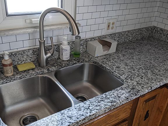 5th image of 6745 Middlebrook Blvd