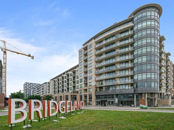 38 S 9th St NE #804, Calgary, AB T2E 7X9