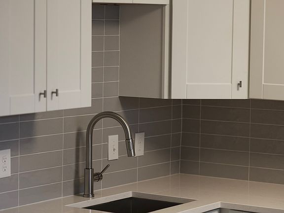 3rd image of 5111 E Side Ave #101