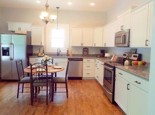 406 Oak Cir, Kannapolis, NC 28081