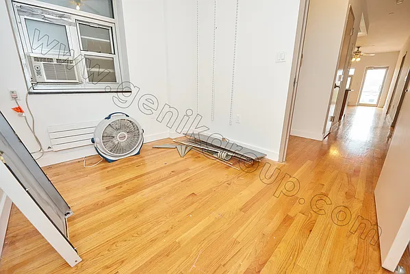 Rented by Genik Group Corp | media 34