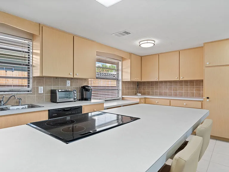 200 E Langsner St #1 — Photo 10