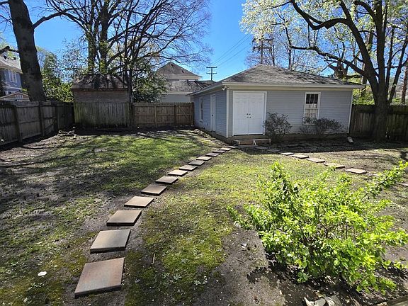 4th image of 1993 Harbert Ave #1