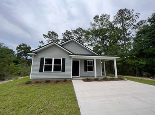 11 Melody Ln, Crawfordville, FL 32327