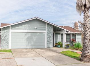 5661 Village Ridge Way, Sacramento, CA 95823