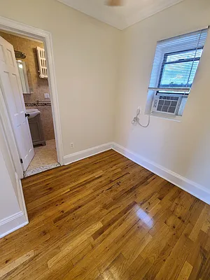 Rented by Corcoran | media 7