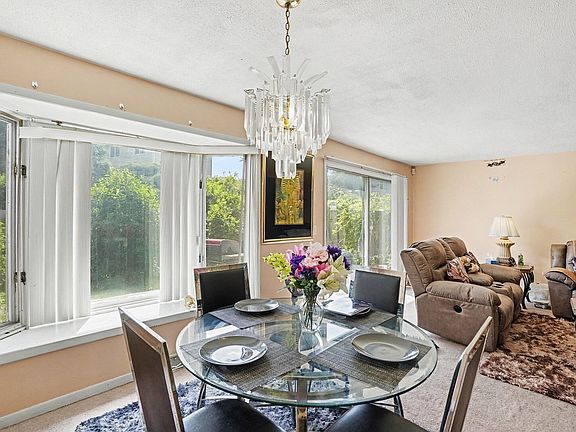 3rd image of 157 Thomas Rd #157
