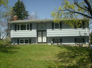 46 Marcy Ln, Middletown, NY 10941