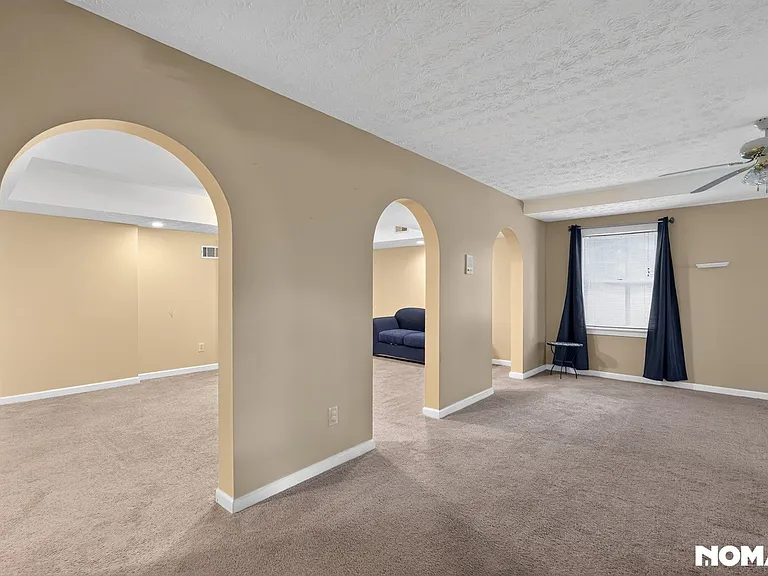 718 Malvern Blvd — Photo 16