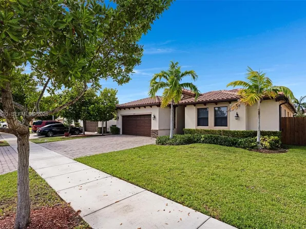 2475 SE 1st St, Homestead, FL 33033