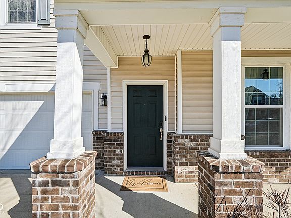 3rd image of 5788 Pebblebrooke Rd