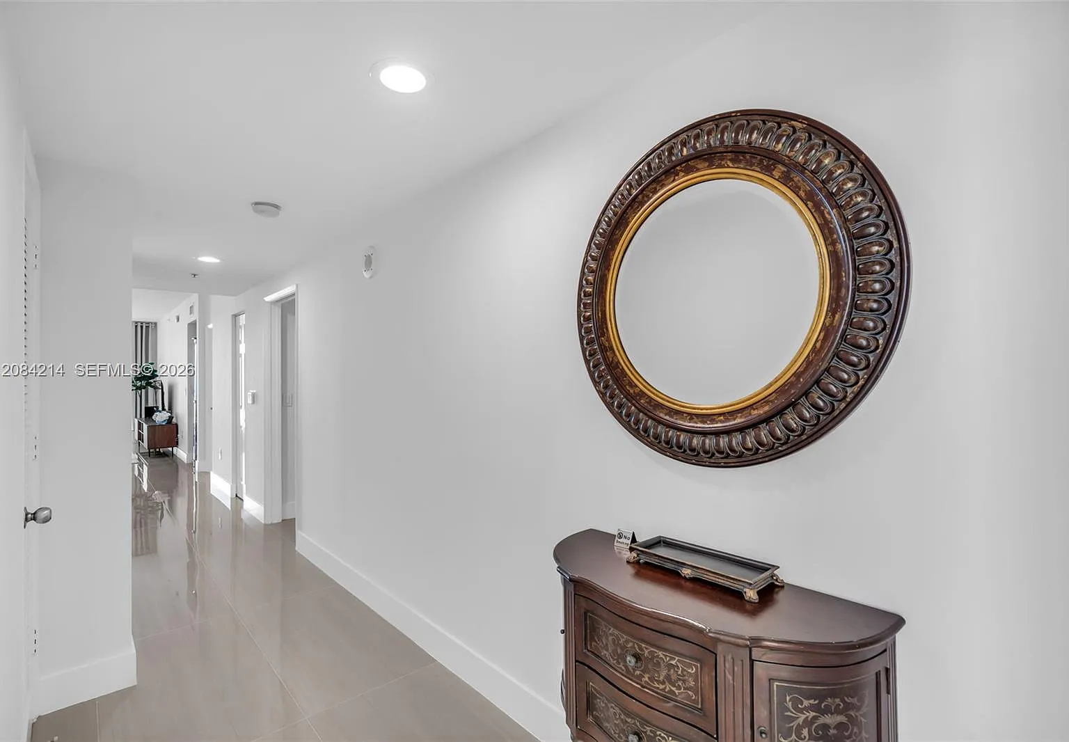 Marina Bay Club Condo Hot — Photo 3