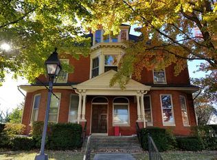 454 Carlisle St FLOOR 3, Hanover, PA 17331